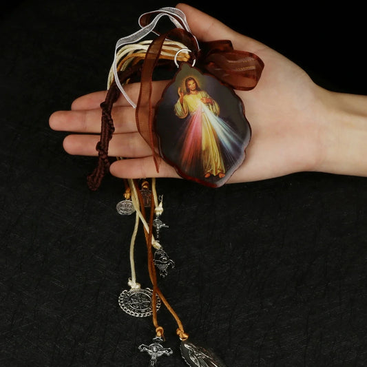 Cottvott Wooden Door Hanging Catholic Devotion Medal Divine Mercy Crucifix Pendant Religious Jewery